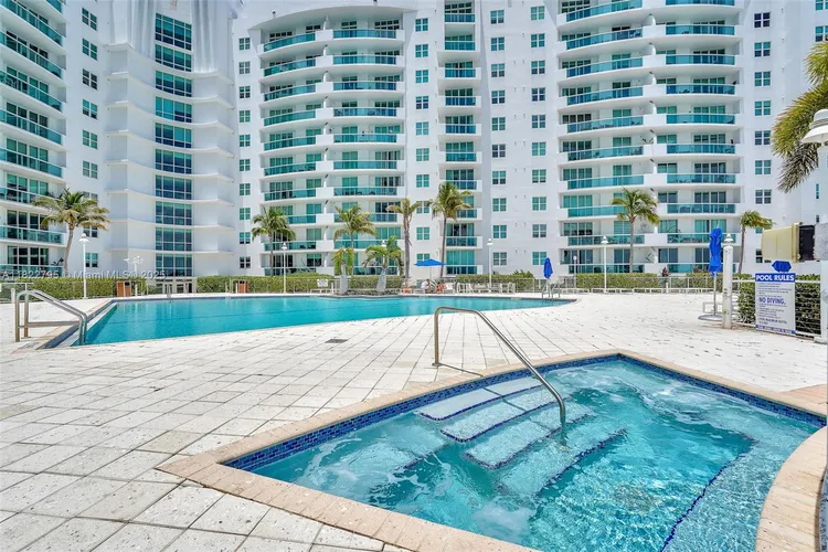 360 Condo #PH1 image #61