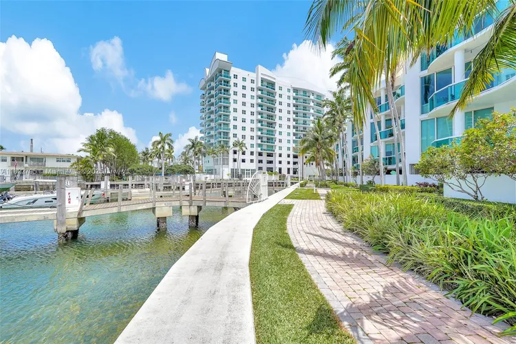 360 Condo #PH1 image #63