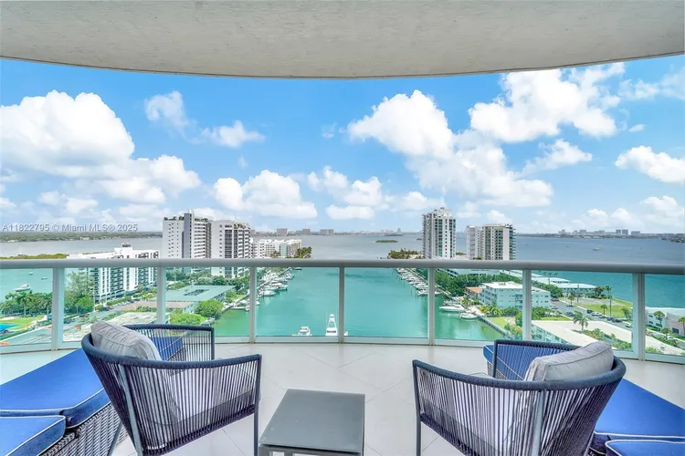 360 Condo #PH1 image #9