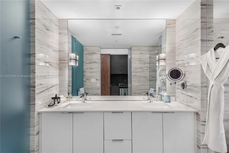 W South Beach #1203 image #17