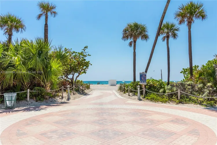 W South Beach #1203 image #22