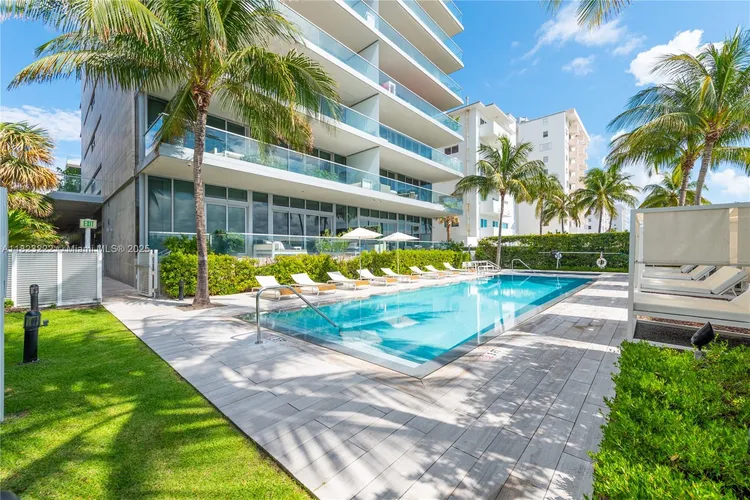 321 Ocean Drive #200 image #39