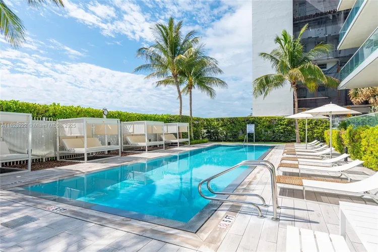 321 Ocean Drive #200 image #42