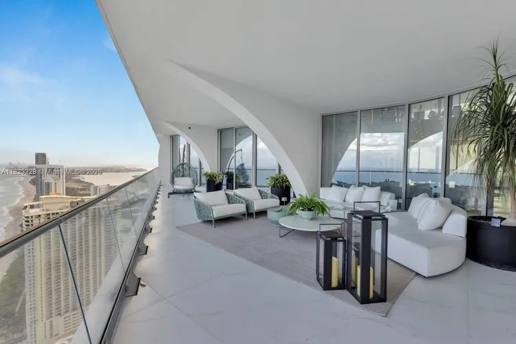 Jade Signature #5103 image #14