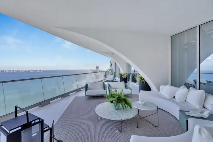 Jade Signature #5103 image #15