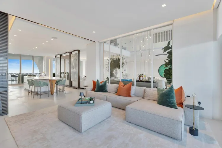 Jade Signature #5103 image #16