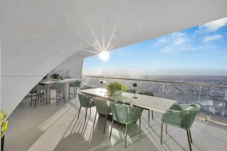 Jade Signature #5103 image #22