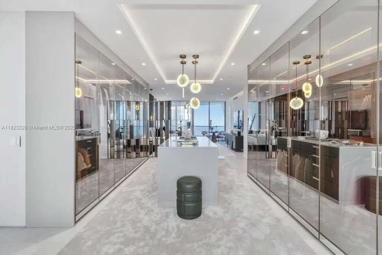 Jade Signature #5103 image #33