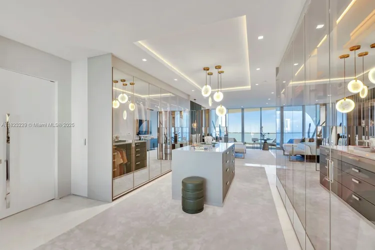 Jade Signature #5103 image #34