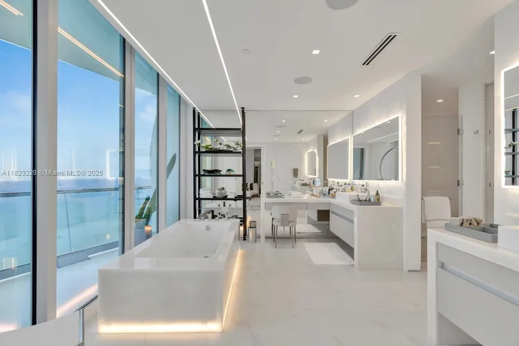 Jade Signature #5103 image #38