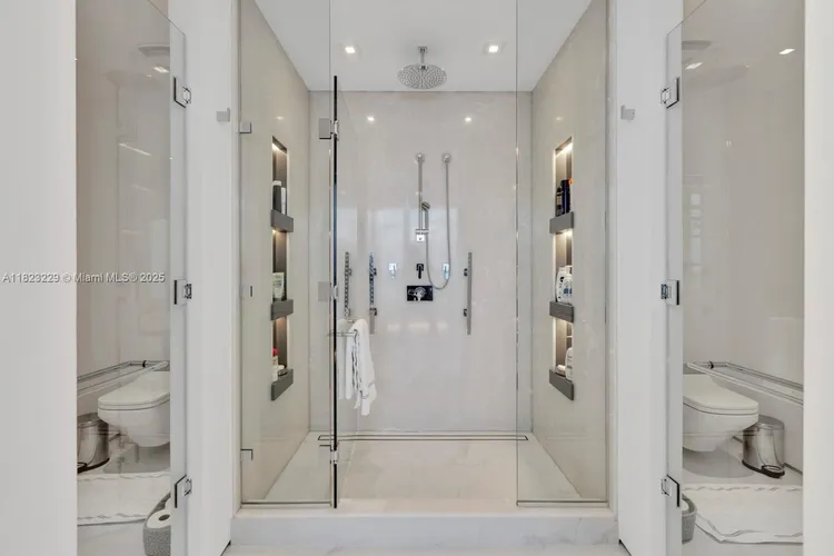 Jade Signature #5103 image #41