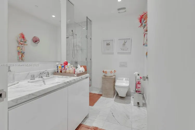 Jade Signature #5103 image #59