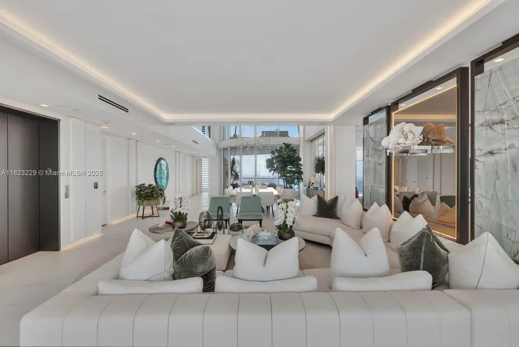 Jade Signature #5103 image #6