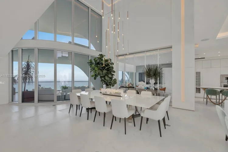 Jade Signature #5103 image #7