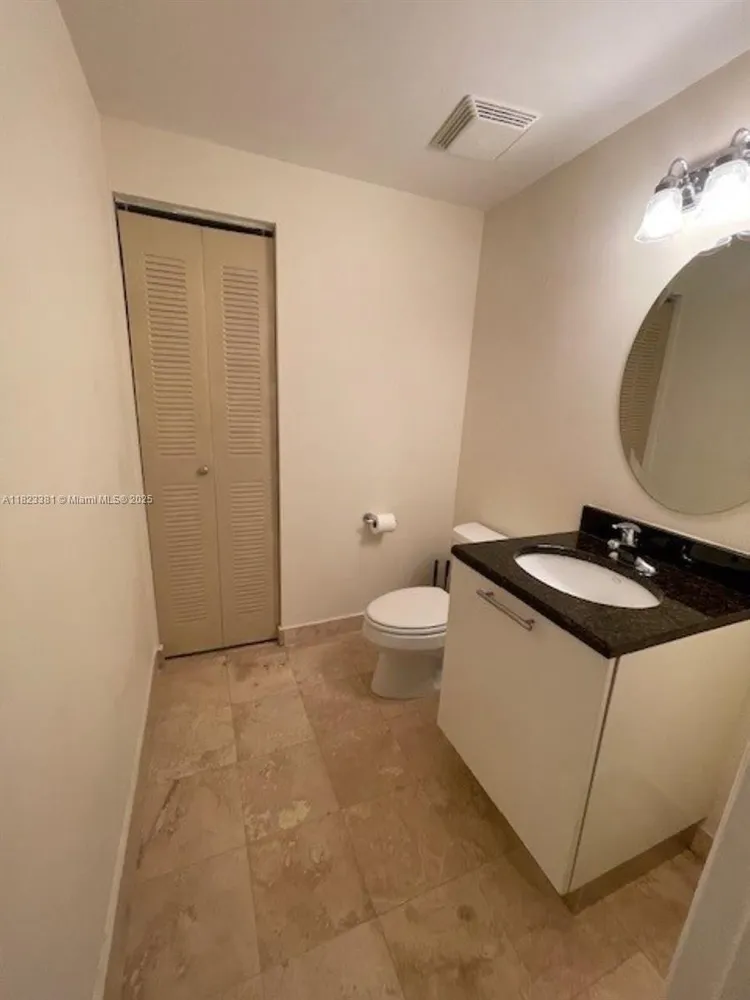 Lofts at Mayfair #204 image #10