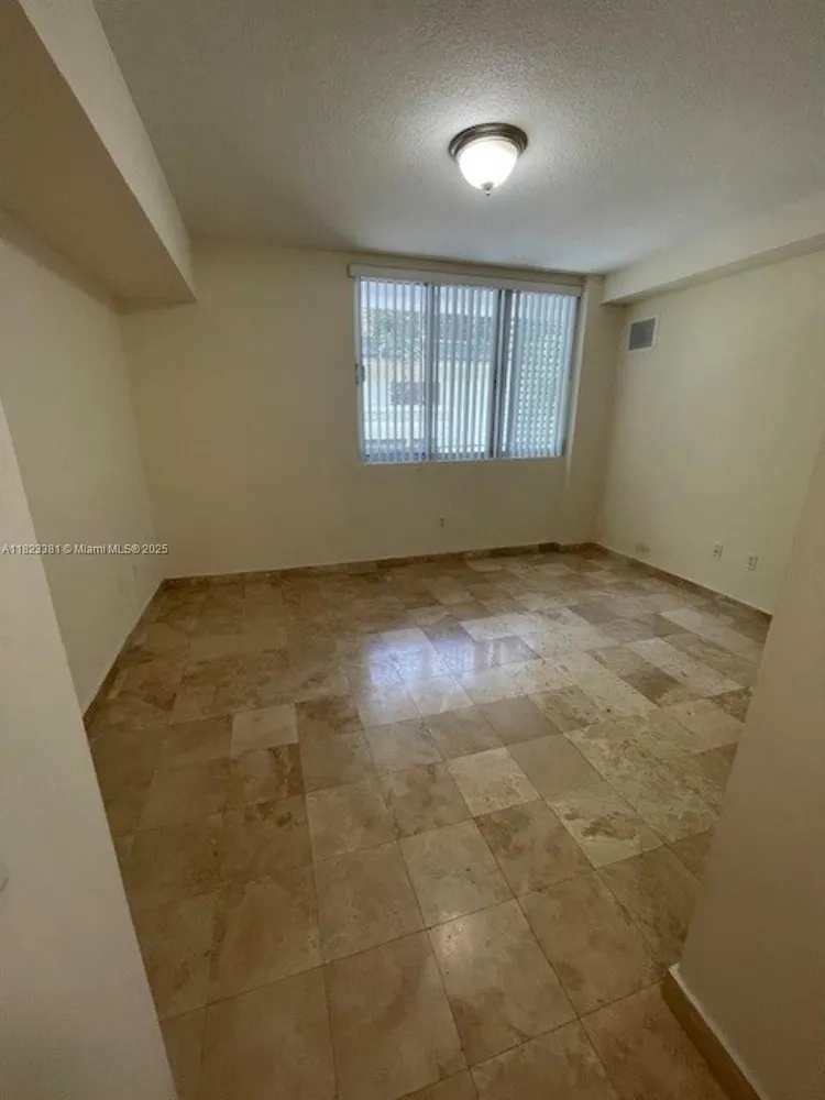 Lofts at Mayfair #204 image #12