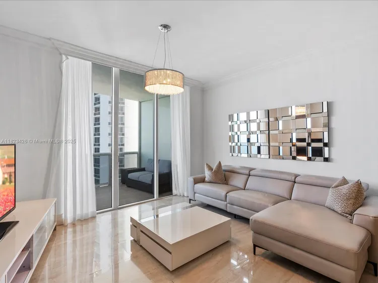 Trump Tower 2 #2002 image #14