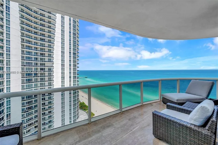 Trump Tower 2 #2002 image #21