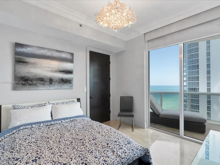 Trump Tower 2 #2002 image #25