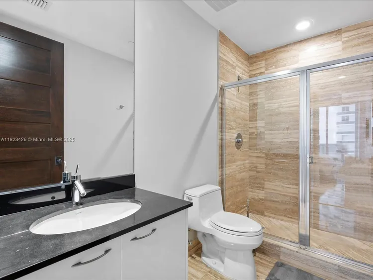 Trump Tower 2 #2002 image #34