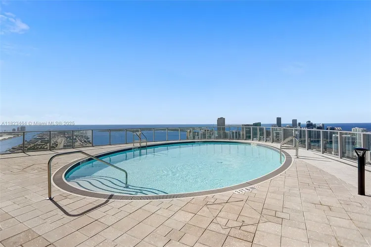 Paramount Miami Worldcenter #2204 image #22