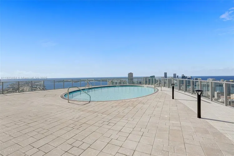 Paramount Miami Worldcenter #2204 image #23