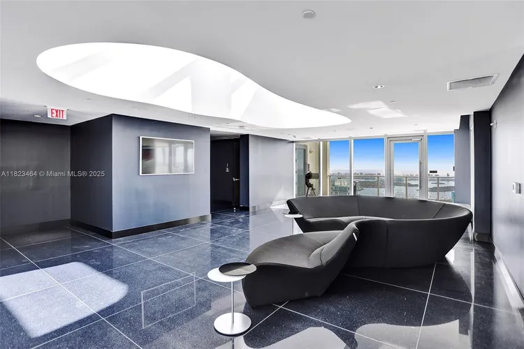 Paramount Miami Worldcenter #2204 image #29