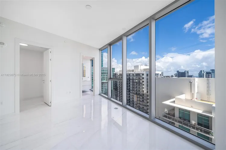 Aston Martin Residences #4301 image #17