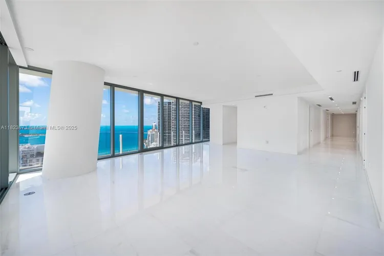 Aston Martin Residences #4301 image #6