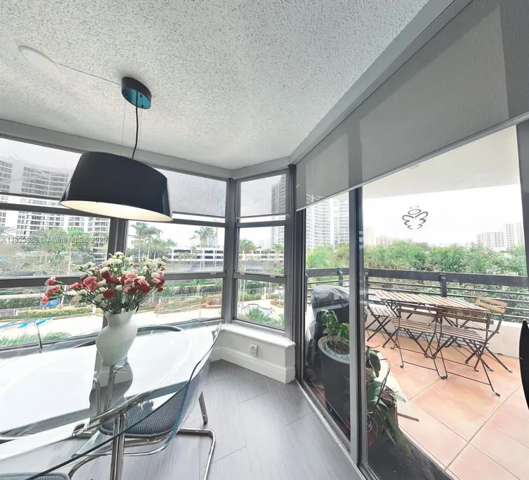 Mystic Pointe 400 #401 image #17