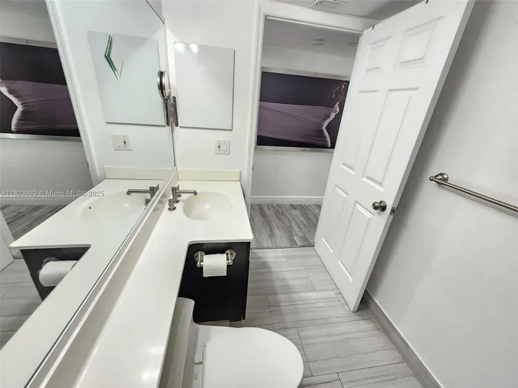 Mystic Pointe 400 #401 image #40