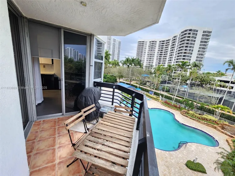 Mystic Pointe 400 #401 image #41