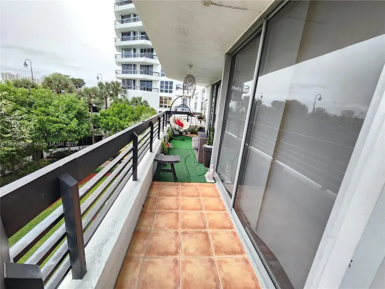 Mystic Pointe 400 #401 image #43