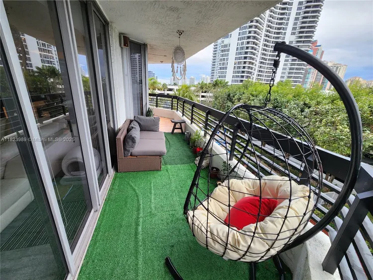 Mystic Pointe 400 #401 image #44