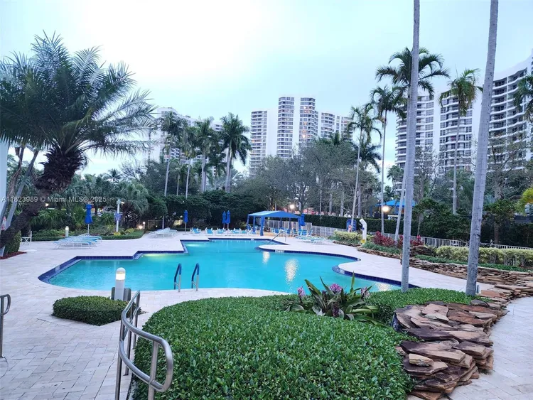 Mystic Pointe 400 #401 image #55