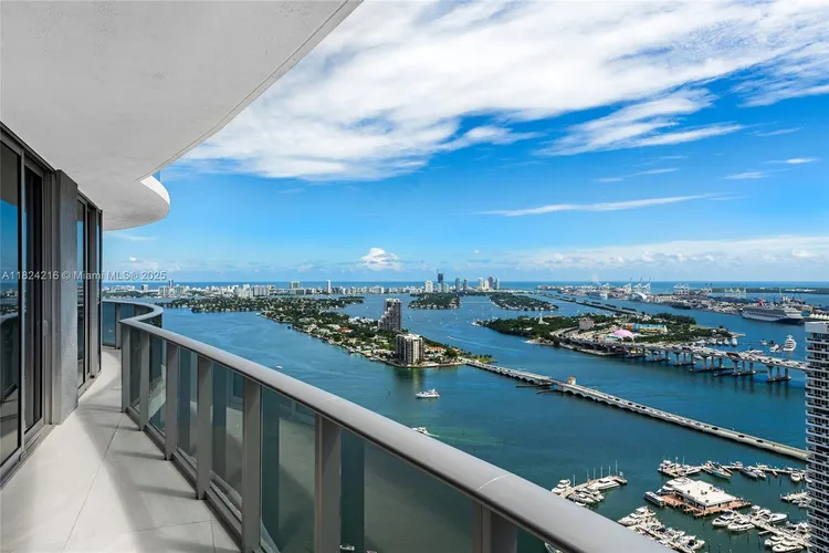 Aria on the Bay #4112 image #16