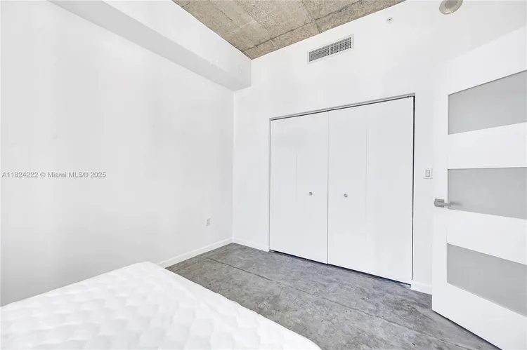 Loft Downtown II #2401 image #15