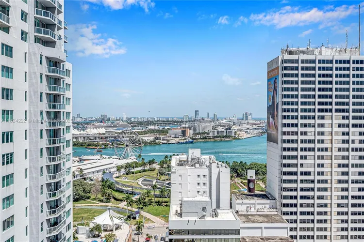 Loft Downtown II #2401 image #18