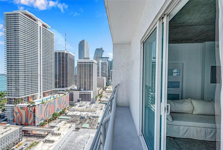 Loft Downtown II #2401 image #24