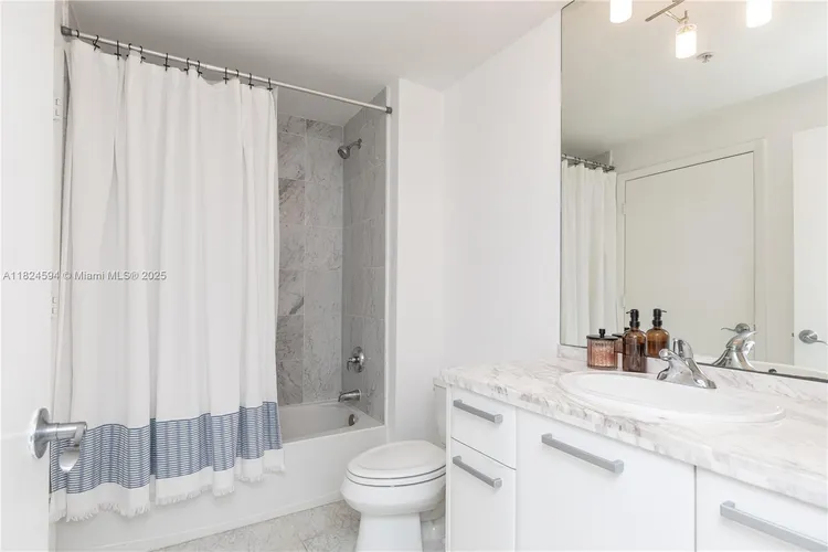 Vizcayne North Tower #4107 image #33