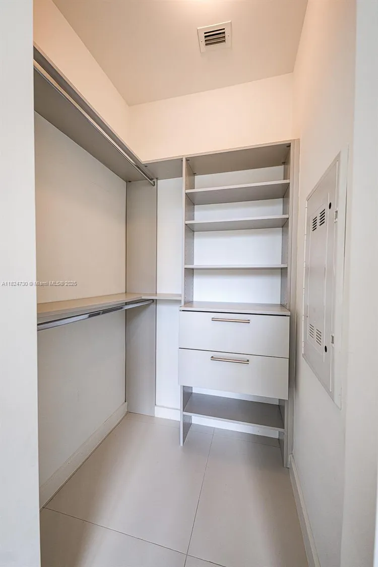 Paraiso Bayviews #205 image #17