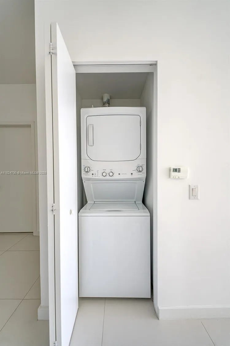 Paraiso Bayviews #205 image #18