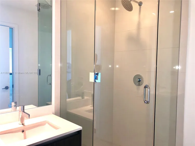 Gran Paraiso #4806 image #14