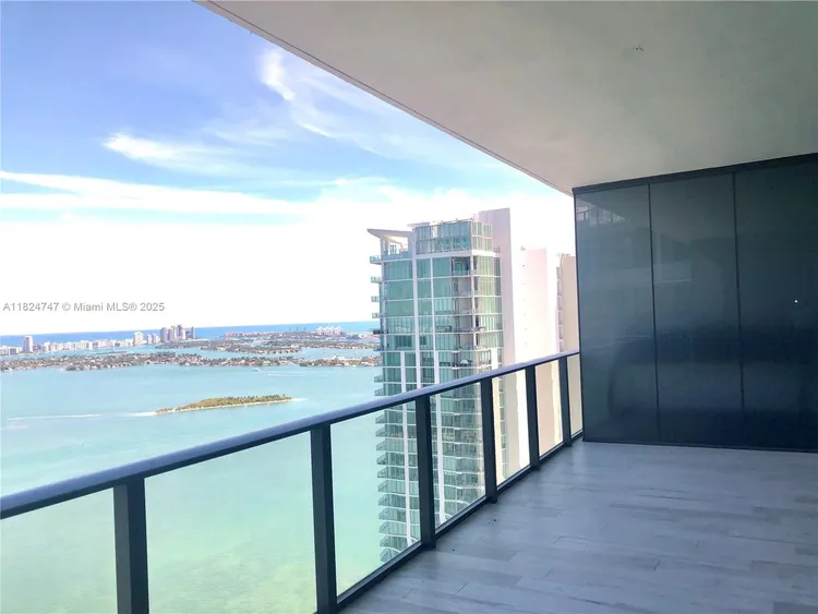 Gran Paraiso #4806 image #16