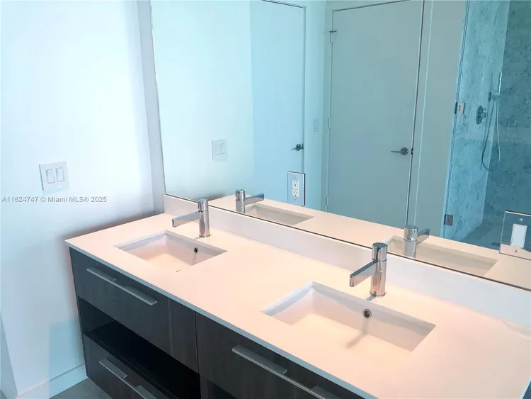 Gran Paraiso #4806 image #25