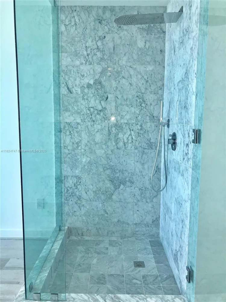 Gran Paraiso #4806 image #26