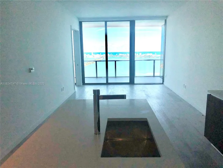 Gran Paraiso #4806 image #6