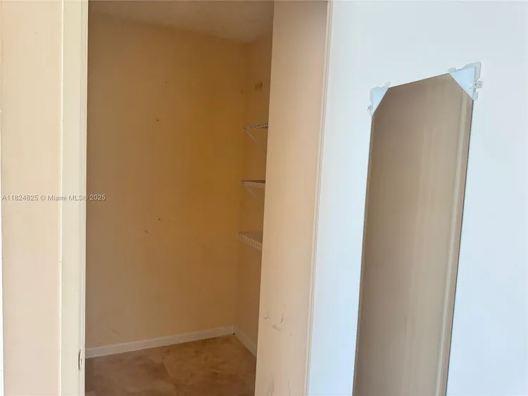 Winston Towers #316 image #17