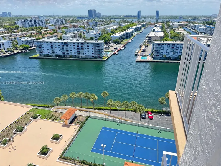 Winston Towers #316 image #33