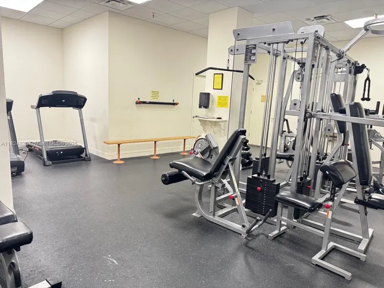 Winston Towers #316 image #34